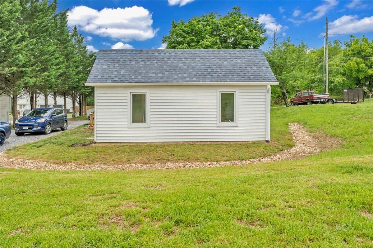 776 Camp North RD - Photo 27