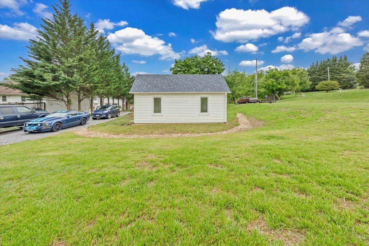 776 Camp North RD - Photo 28