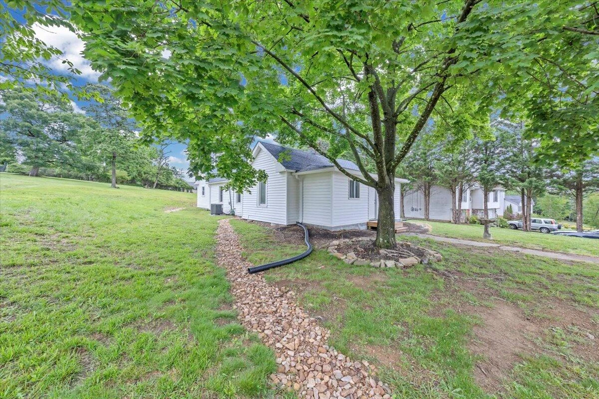 776 Camp North RD - Photo 32
