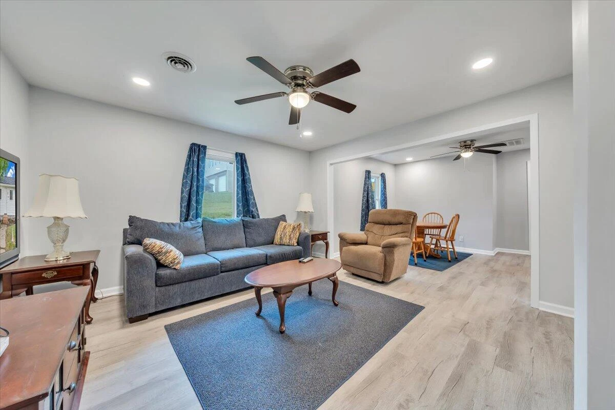 776 Camp North RD - Photo 4