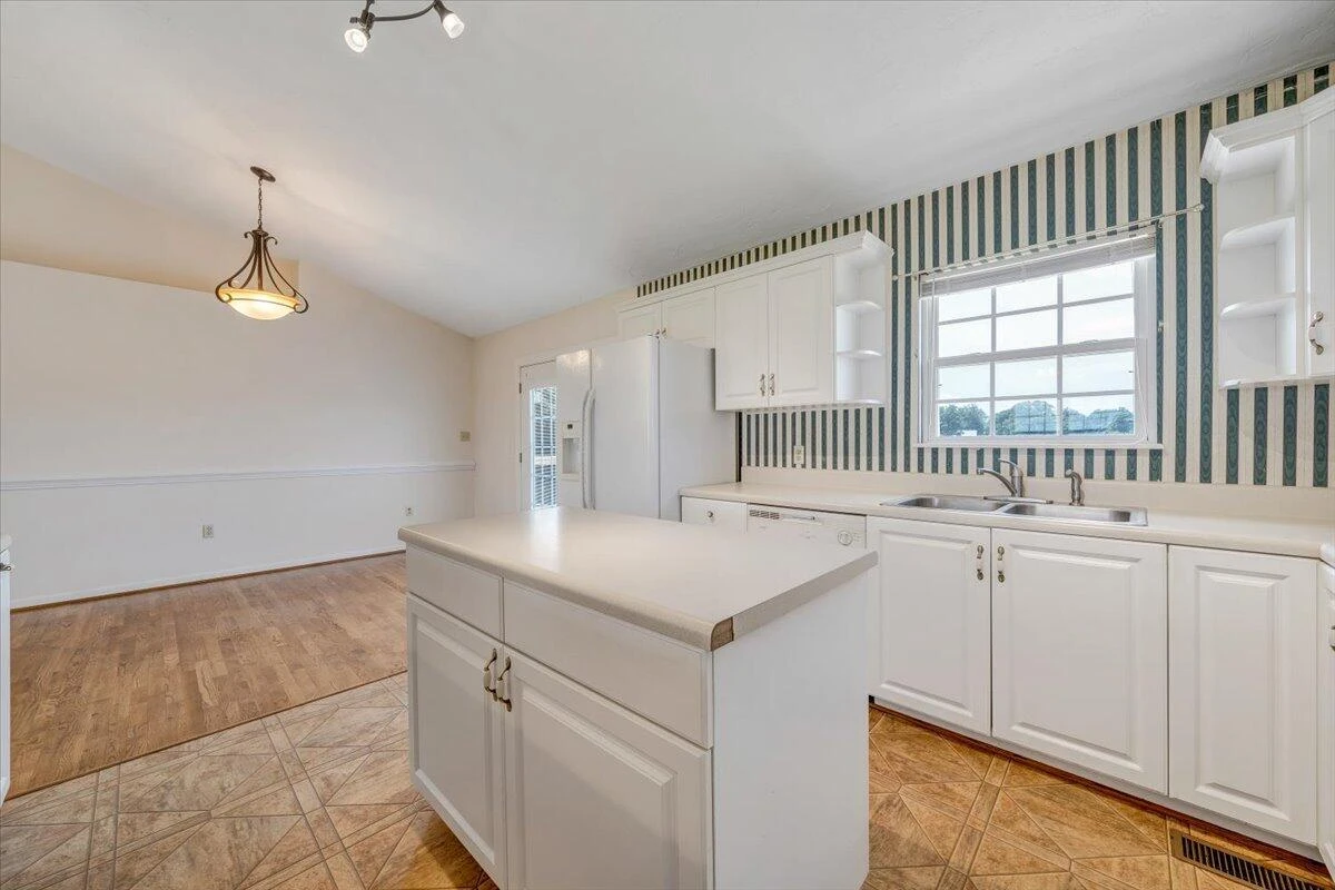 2265 Meadors Spur RD - Photo 19