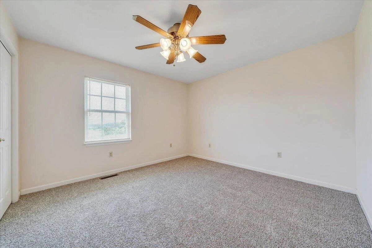 2265 Meadors Spur RD - Photo 25