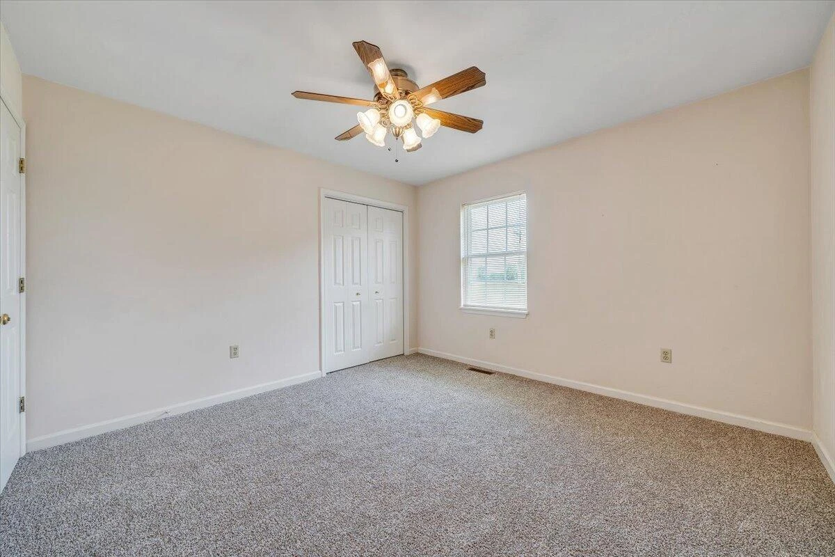 2265 Meadors Spur RD - Photo 26