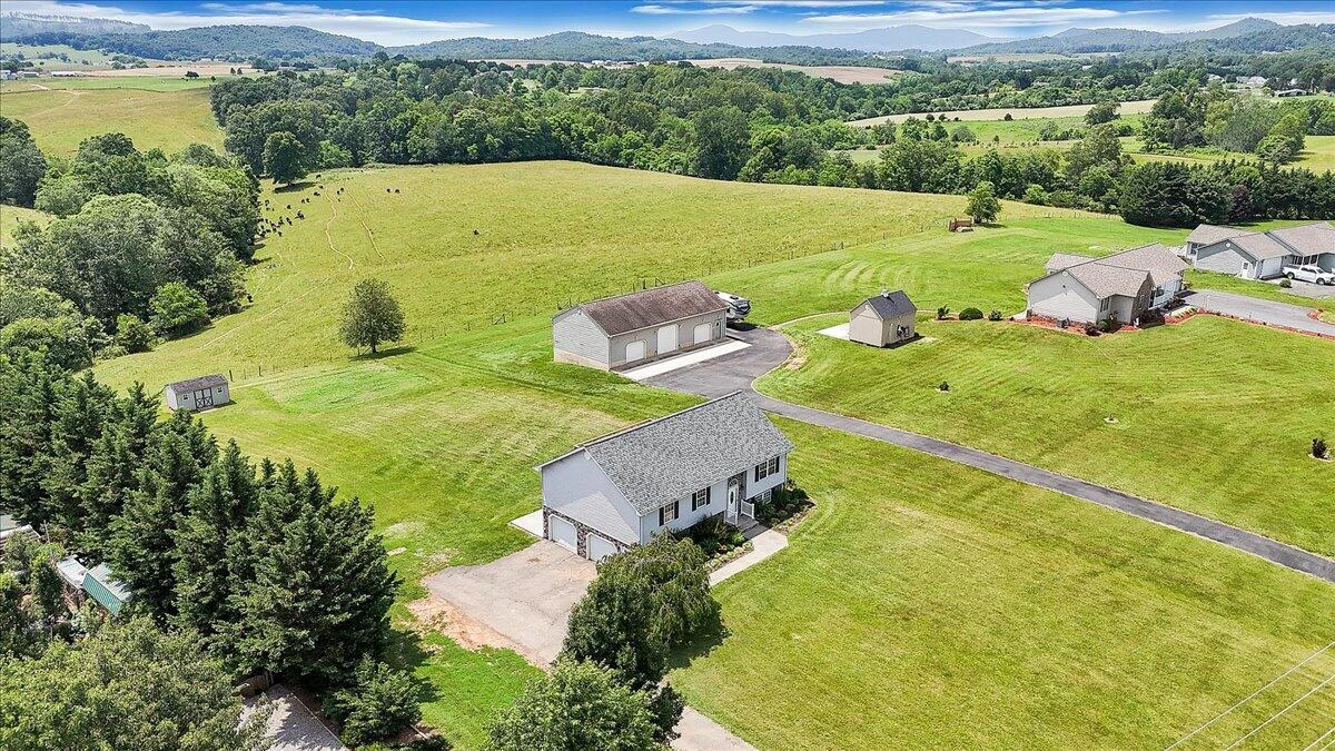 2265 Meadors Spur RD - Photo 87