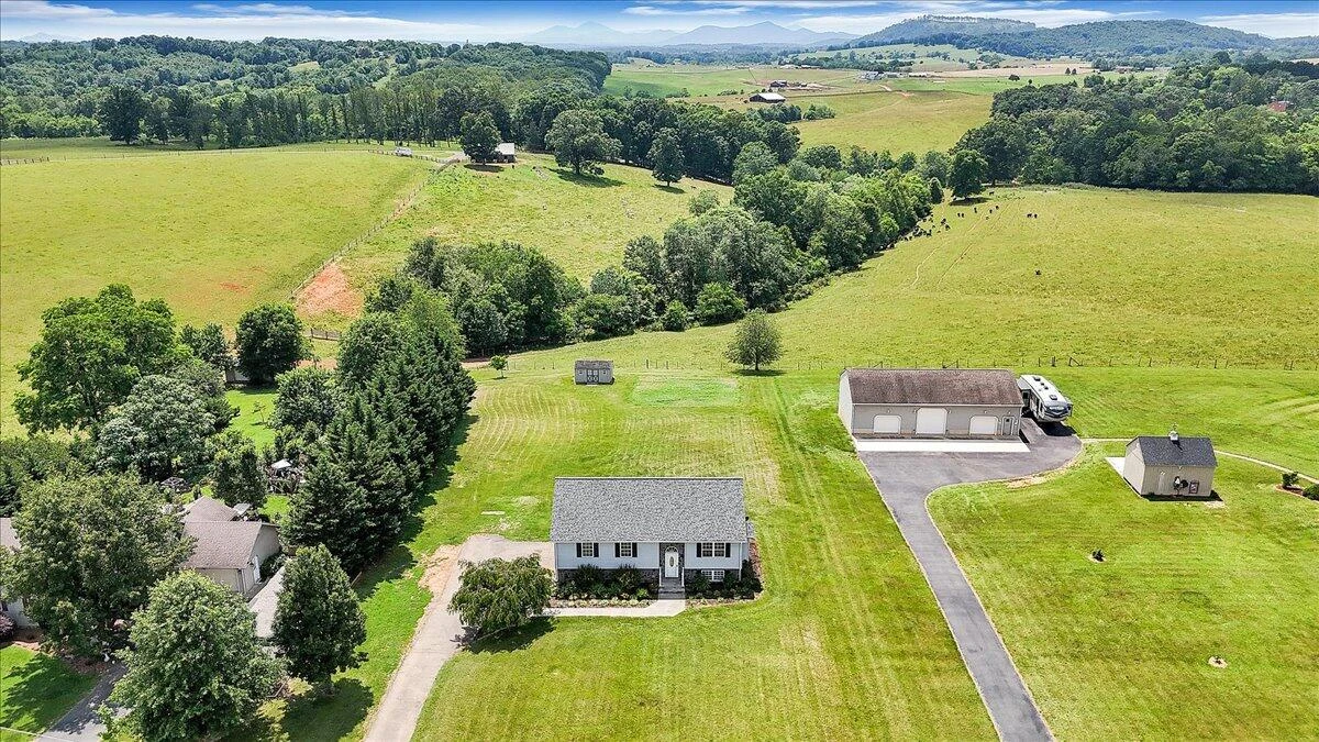 2265 Meadors Spur RD - Photo 89