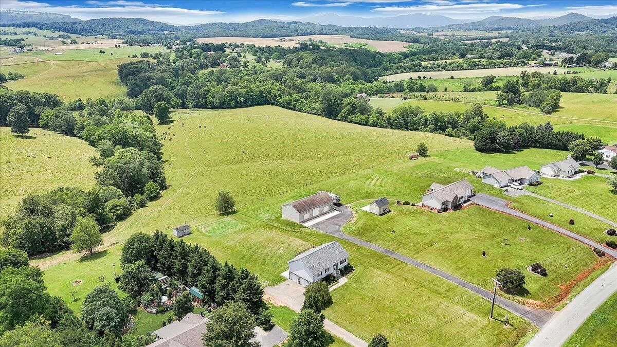 2265 Meadors Spur RD - Photo 91