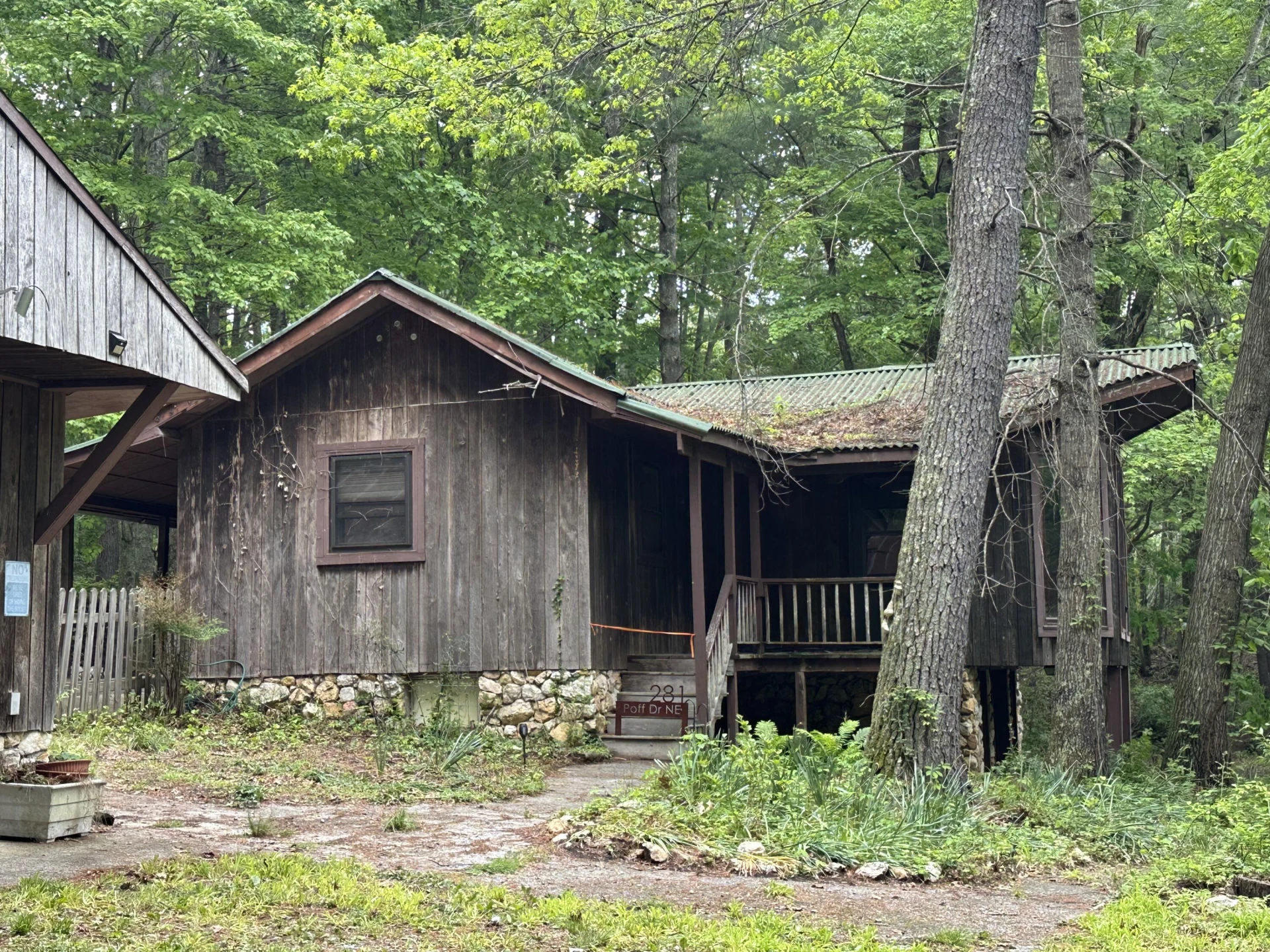 281 Poff DR NE - Photo 4