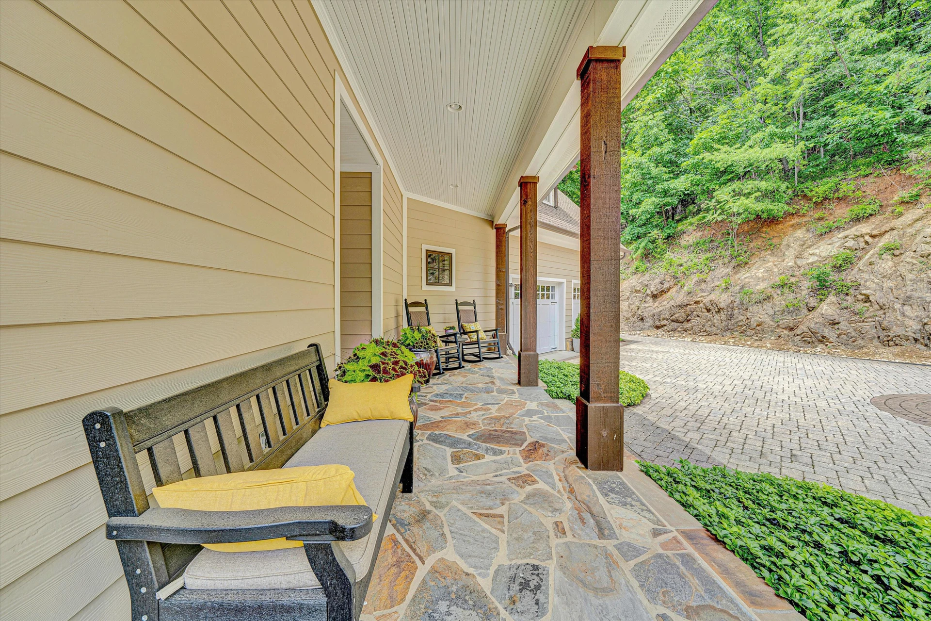 4342 TODDSBURY DR - Photo 3