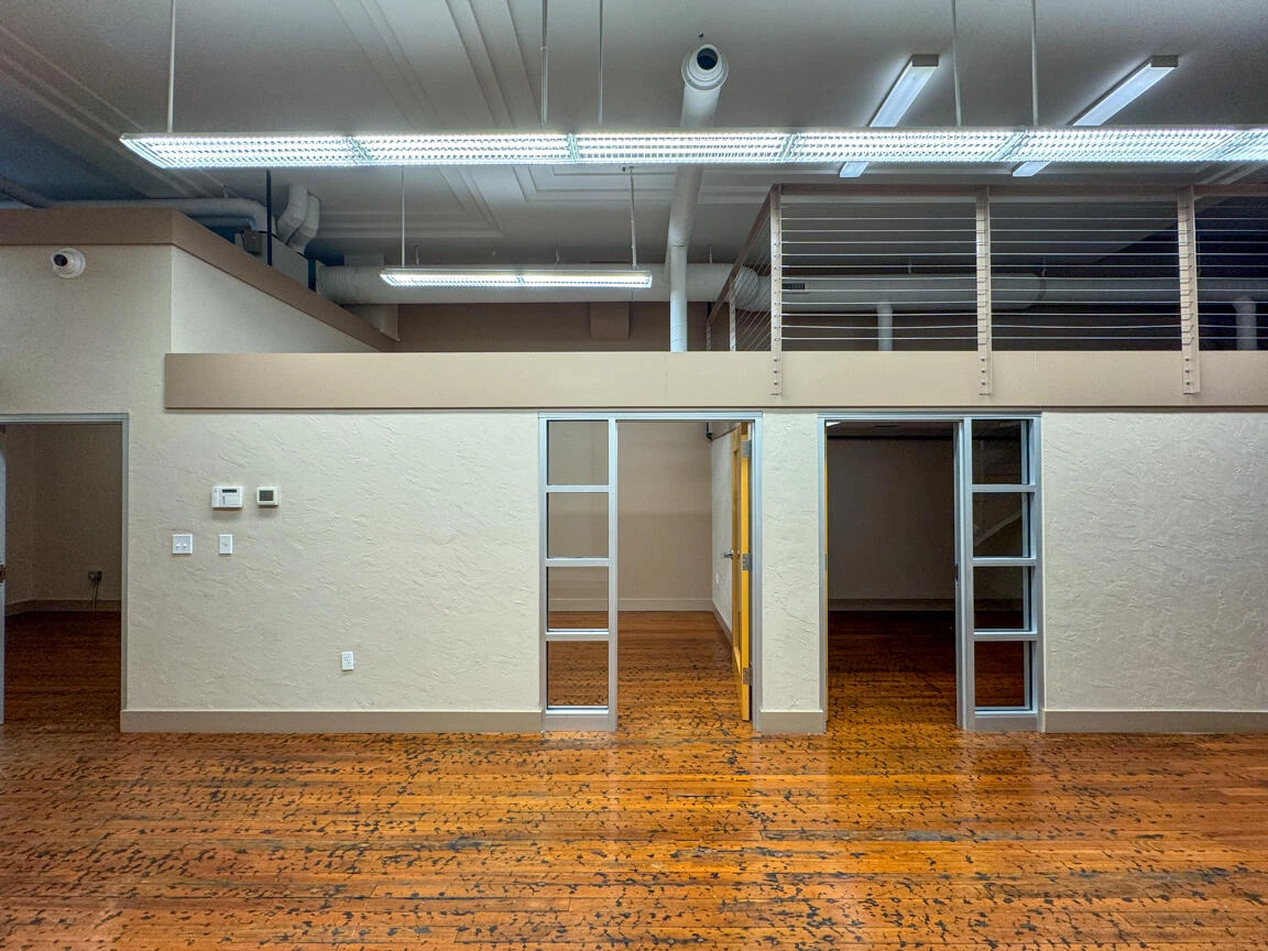 108 Campbell AVE SW - Photo 7
