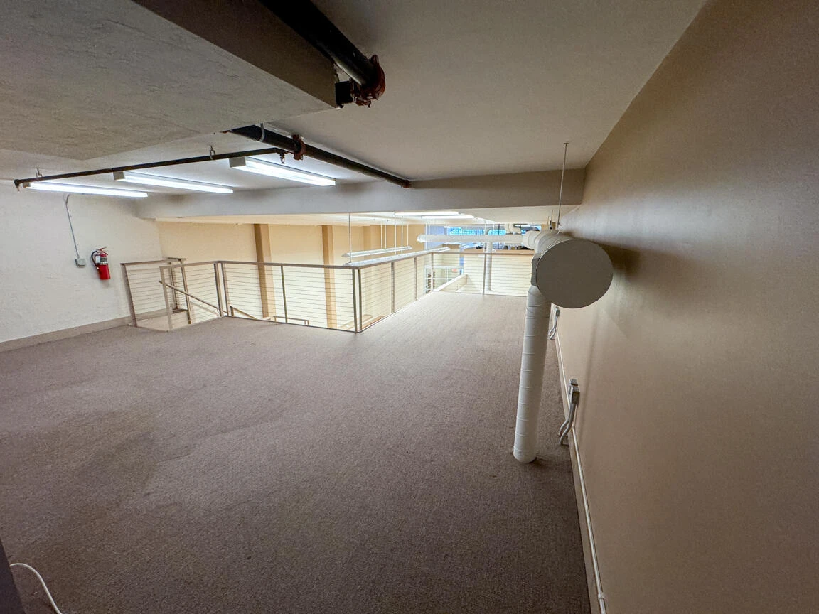 108 Campbell AVE SW - Photo 12