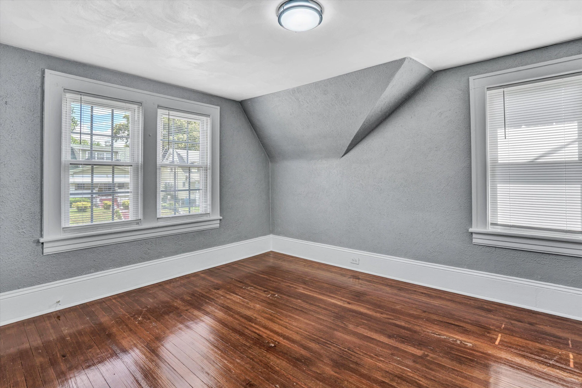 1228 Thomas AVE NW - Photo 18