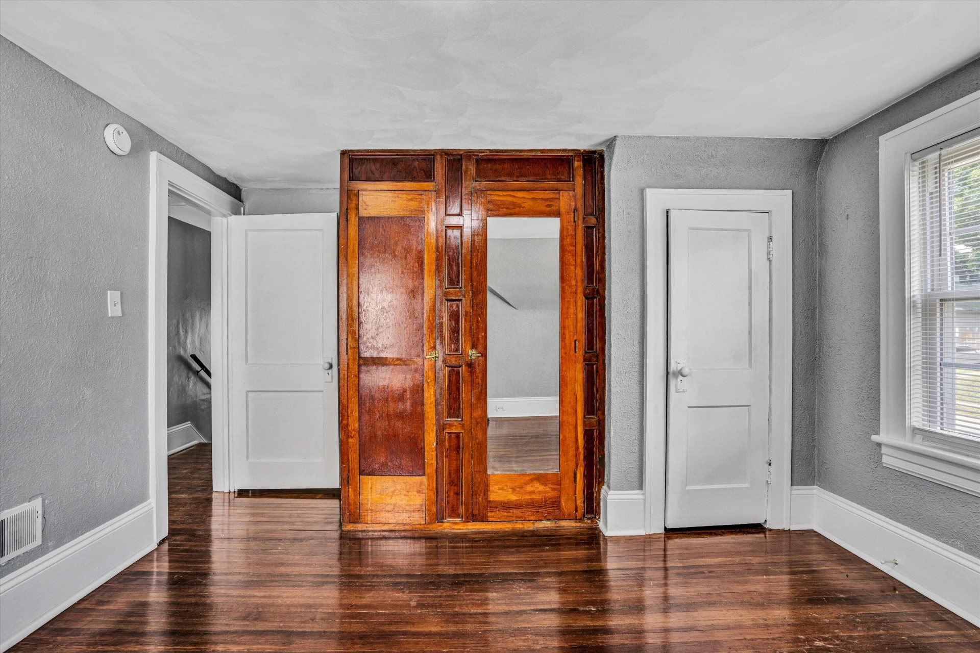 1228 Thomas AVE NW - Photo 19