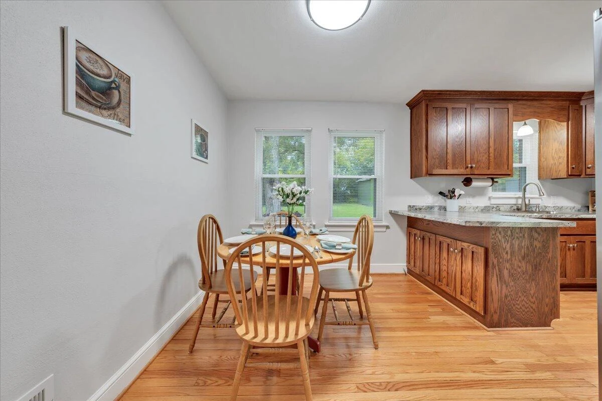 2324 Howard RD SW - Photo 24