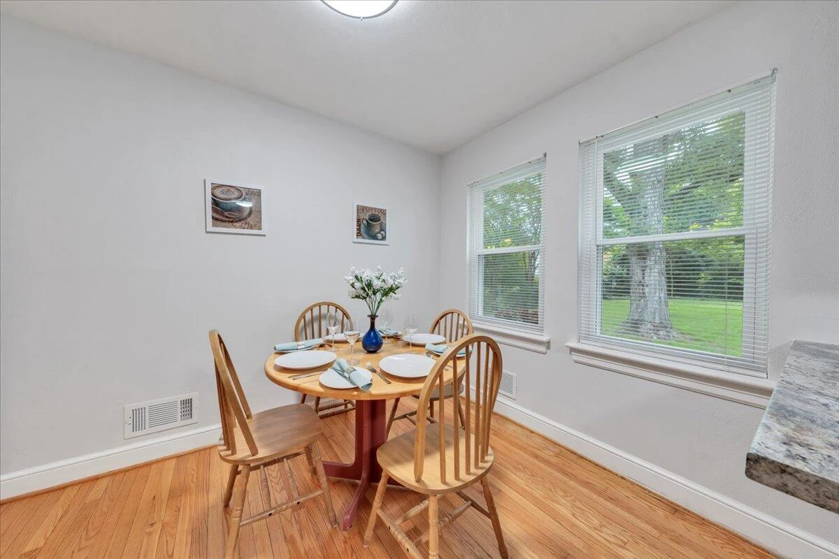 2324 Howard RD SW - Photo 28