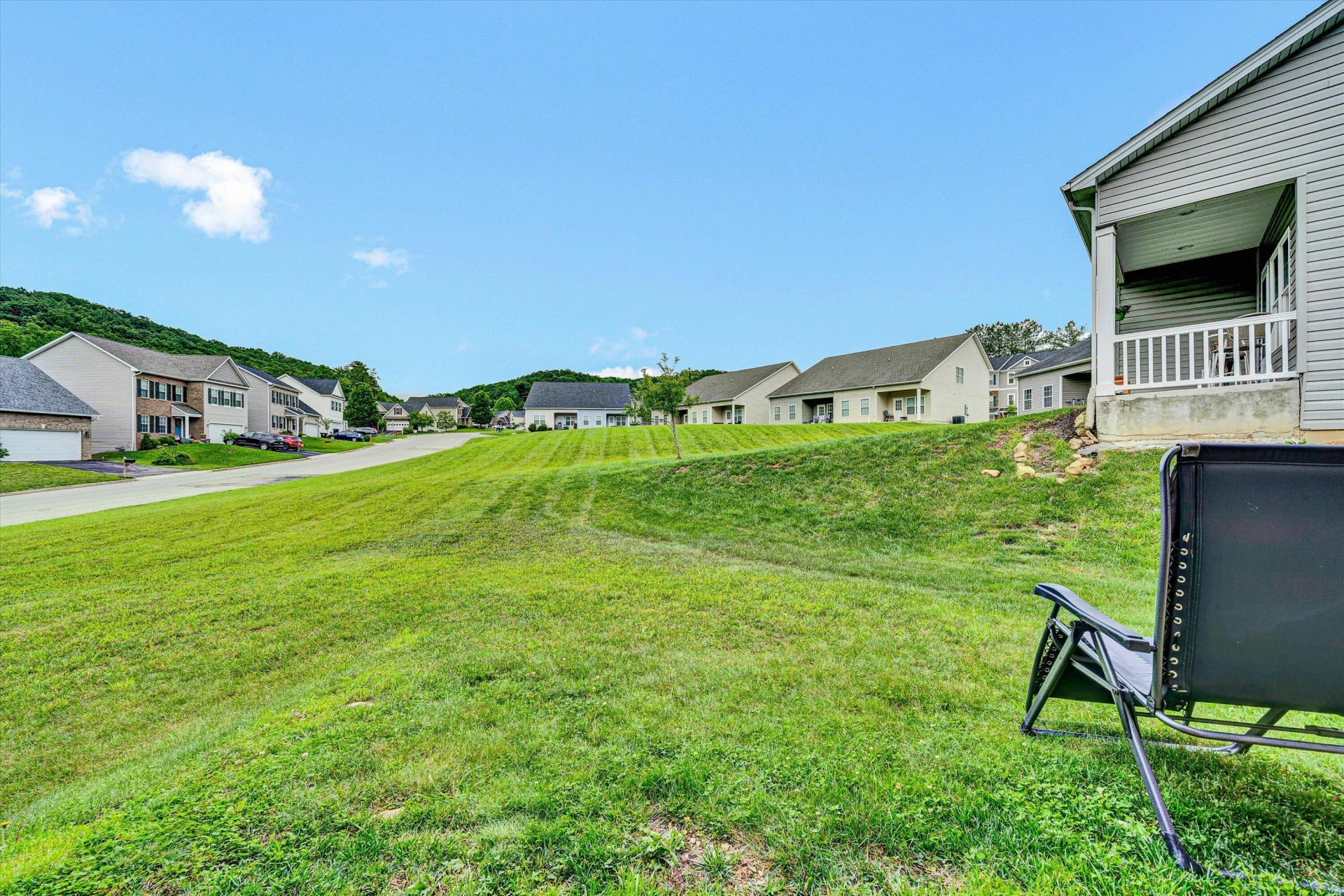 4210 Hannah Belle WAY - Photo 30