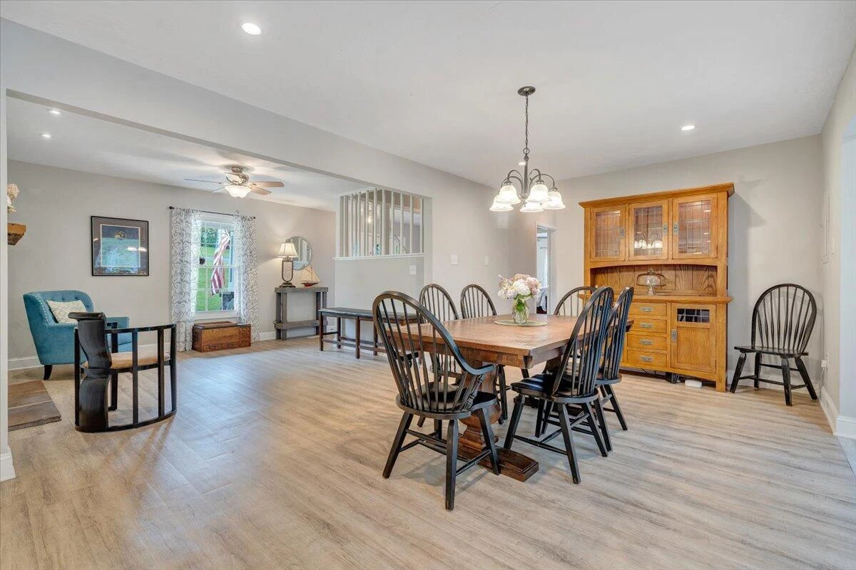 245 Indian Pointe DR - Photo 20