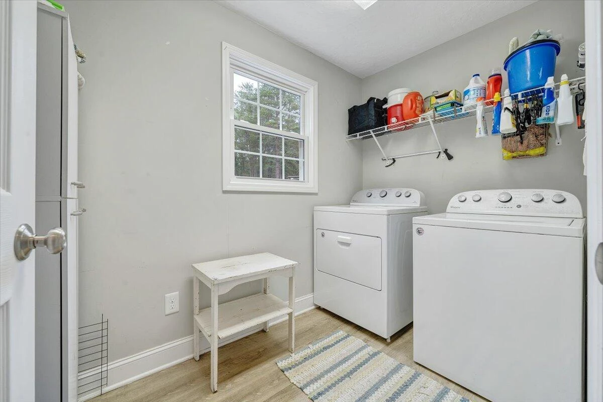 245 Indian Pointe DR - Photo 36