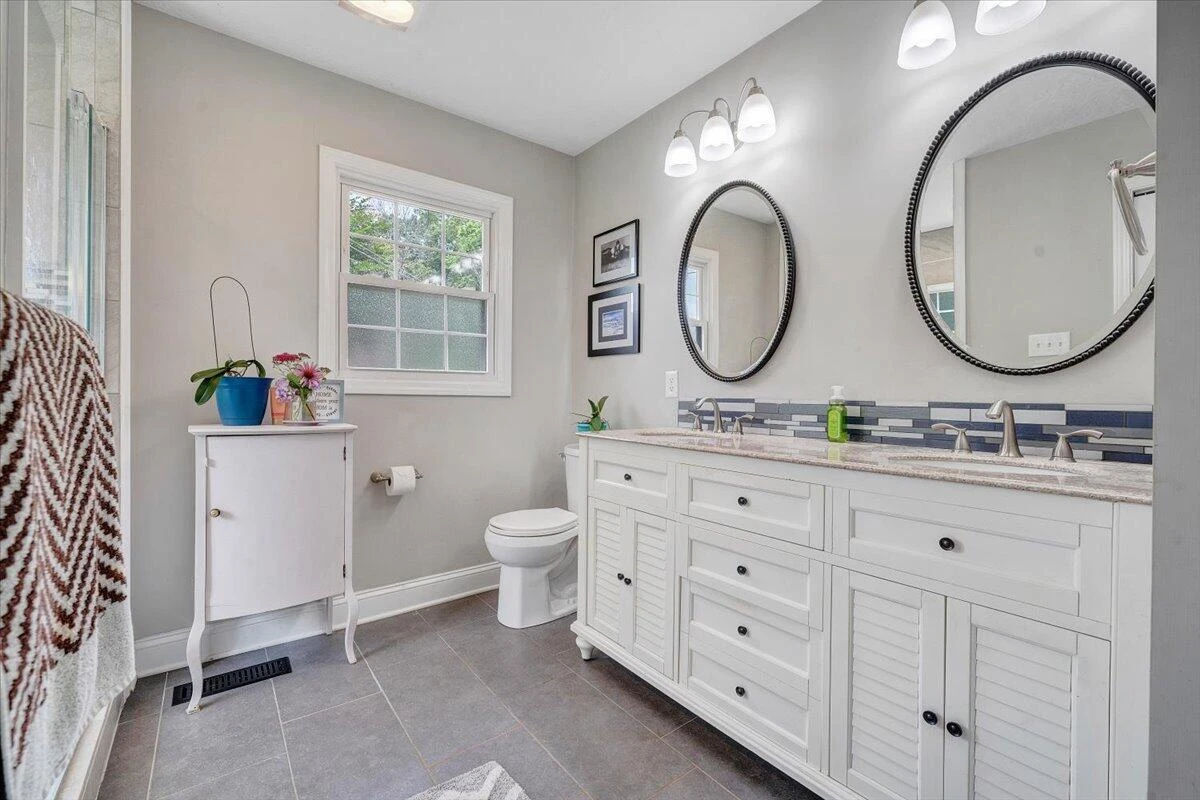 245 Indian Pointe DR - Photo 43