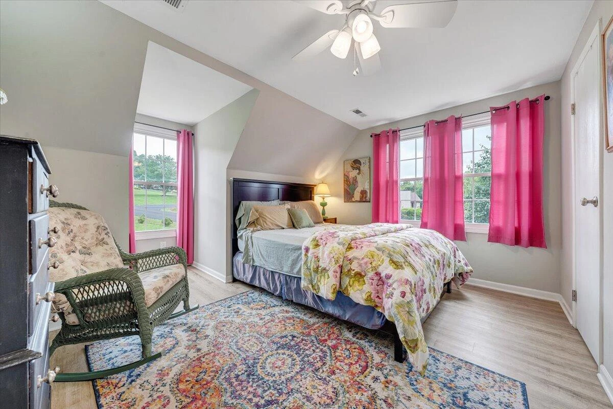 245 Indian Pointe DR - Photo 46