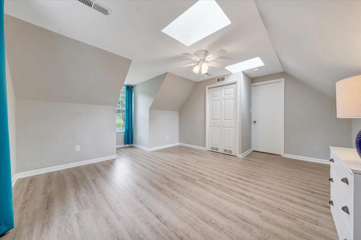 245 Indian Pointe DR - Photo 50