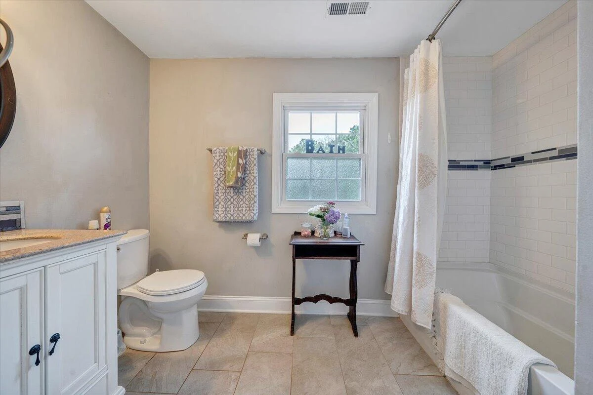 245 Indian Pointe DR - Photo 51
