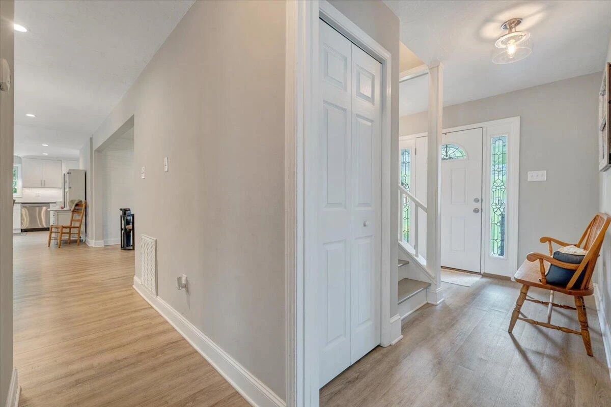 245 Indian Pointe DR - Photo 9