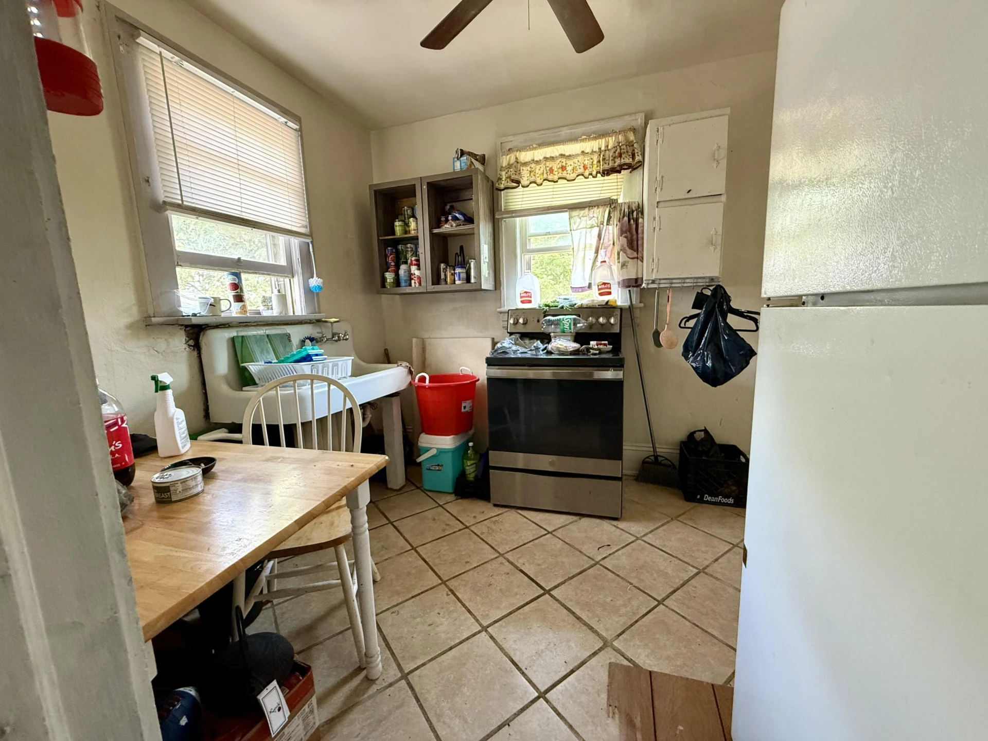 715 Highland AVE SE - Photo 11