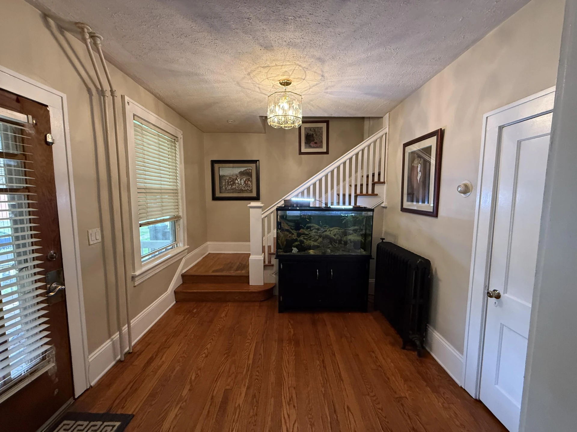 715 Highland AVE SE - Photo 2