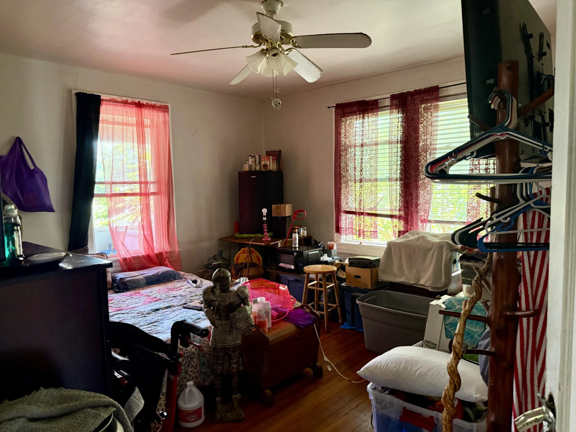 715 Highland AVE SE - Photo 8