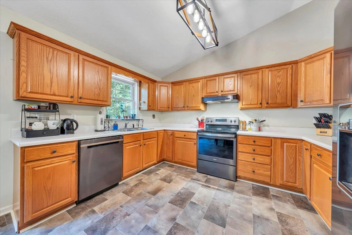 595 Iron Ridge RD - Photo 16