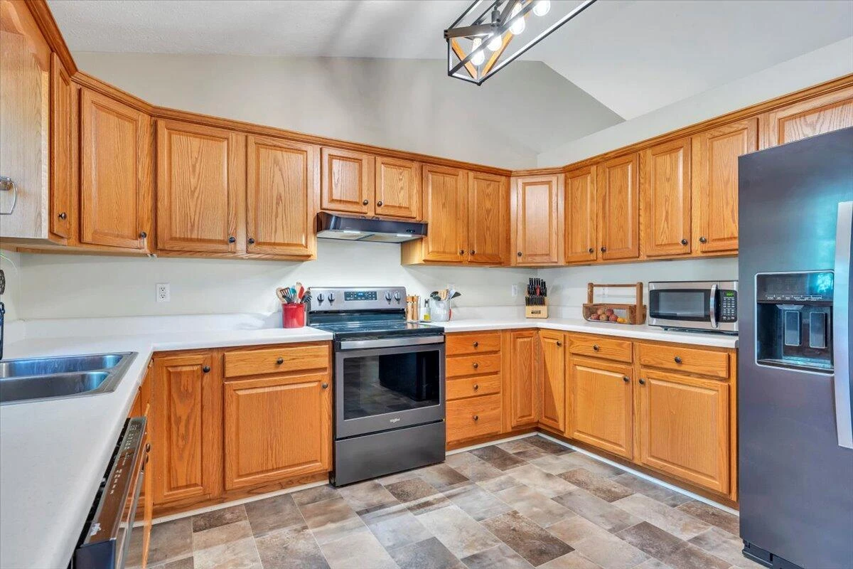 595 Iron Ridge RD - Photo 18