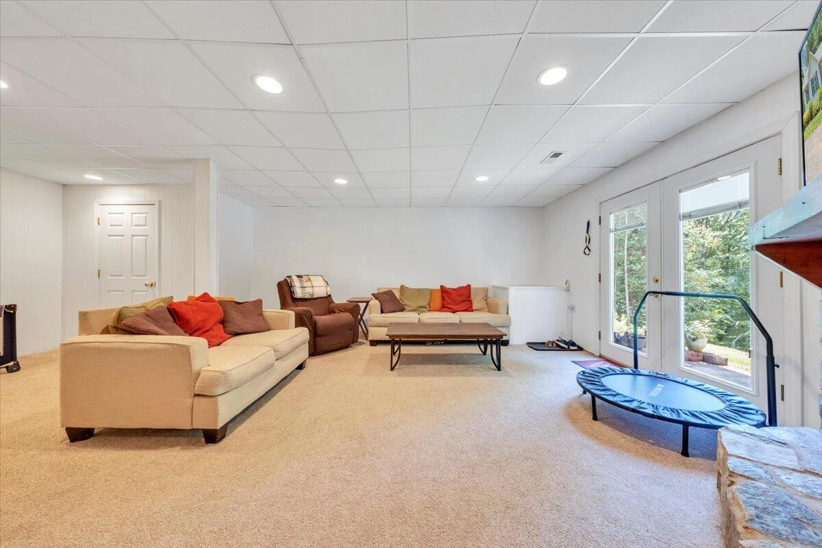 595 Iron Ridge RD - Photo 33
