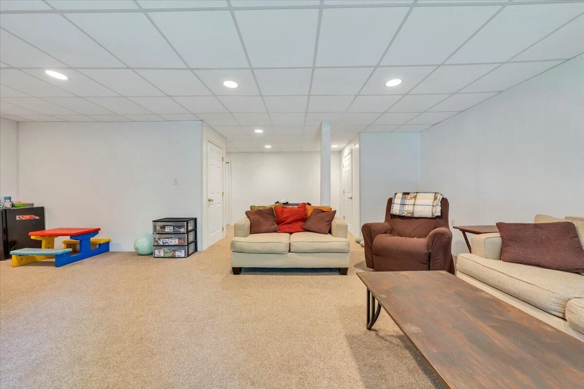 595 Iron Ridge RD - Photo 37