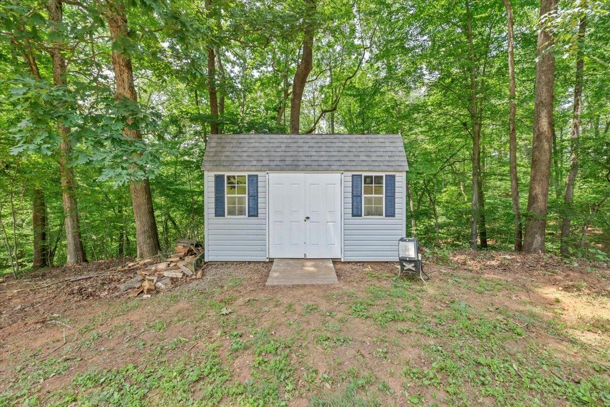 595 Iron Ridge RD - Photo 51