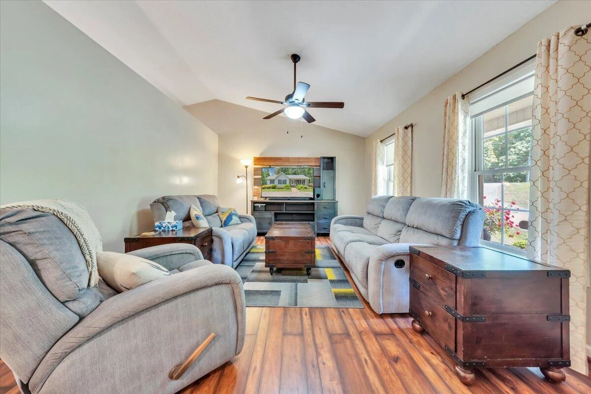 595 Iron Ridge RD - Photo 8