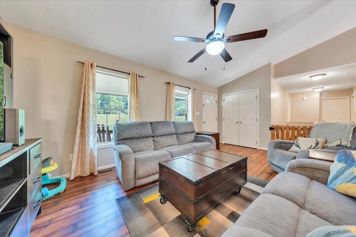 595 Iron Ridge RD - Photo 9