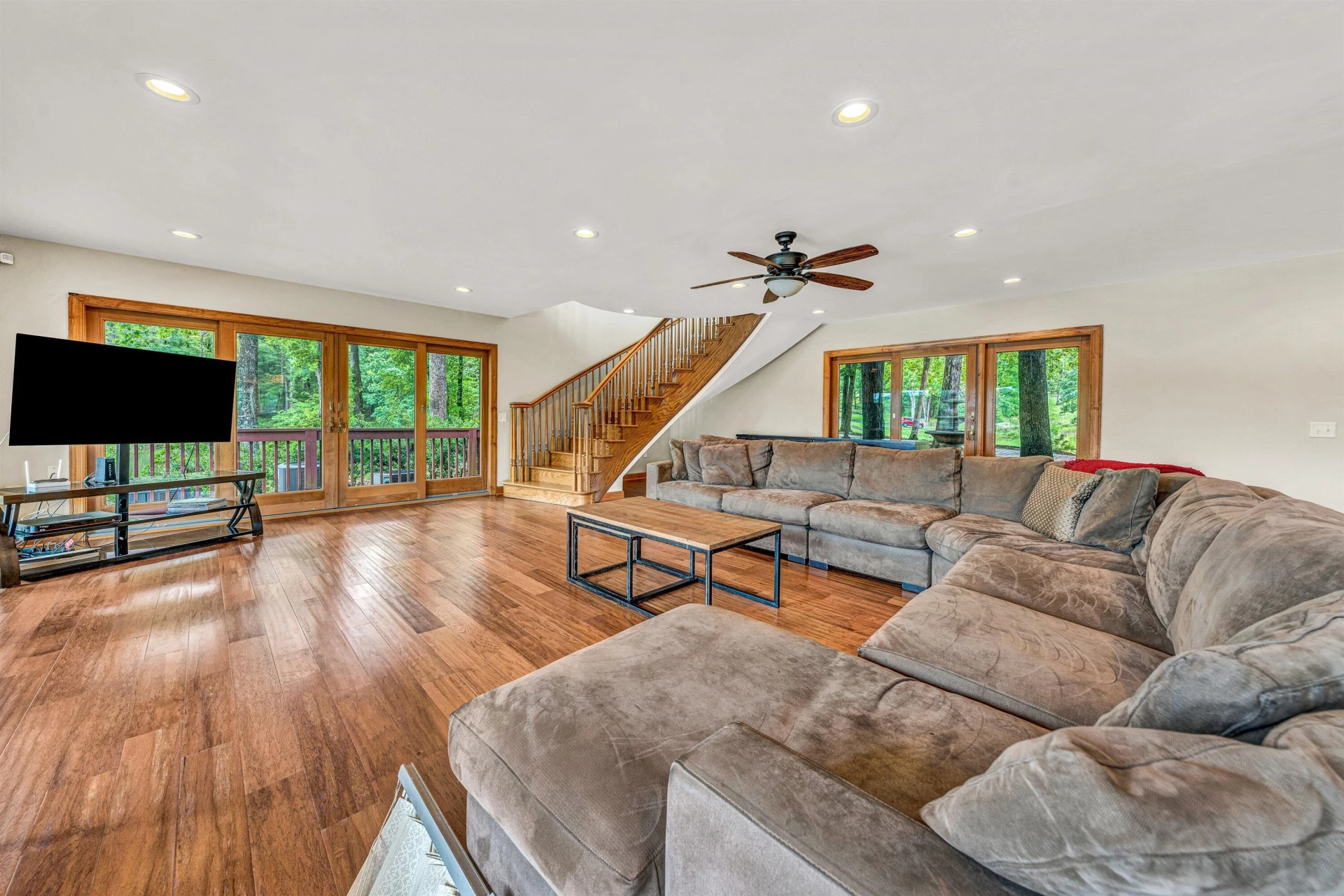 510 Crestview RD - Photo 14