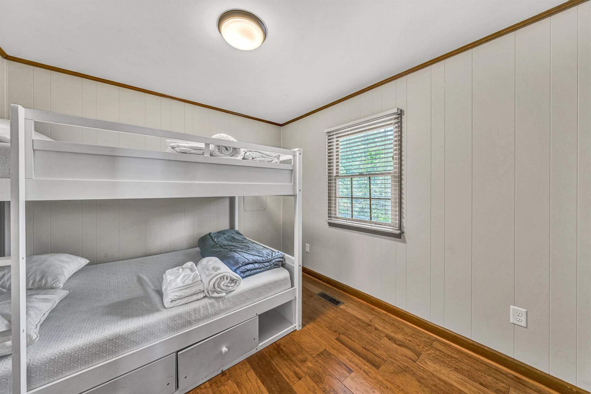 510 Crestview RD - Photo 22