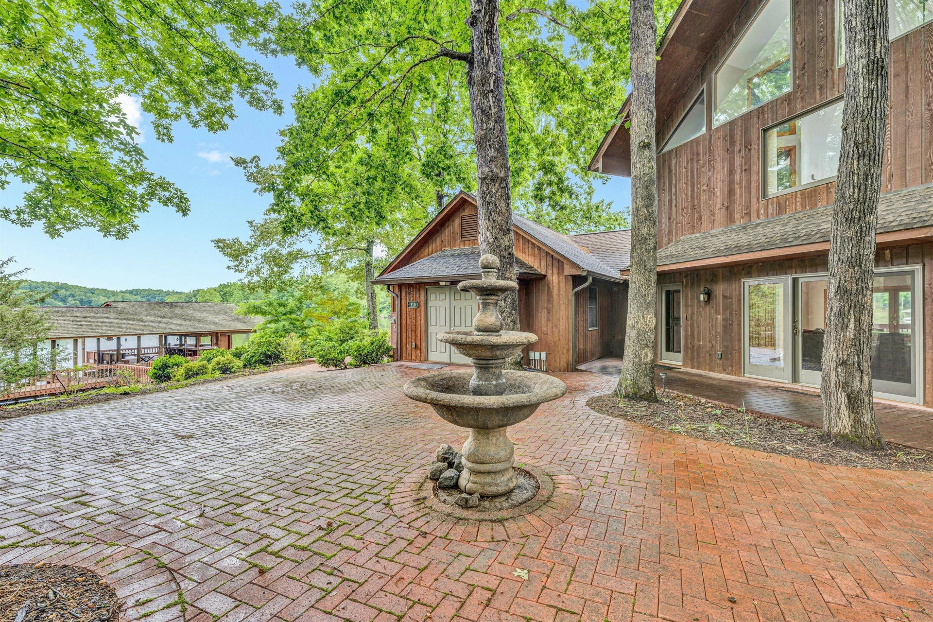 510 Crestview RD - Photo 8