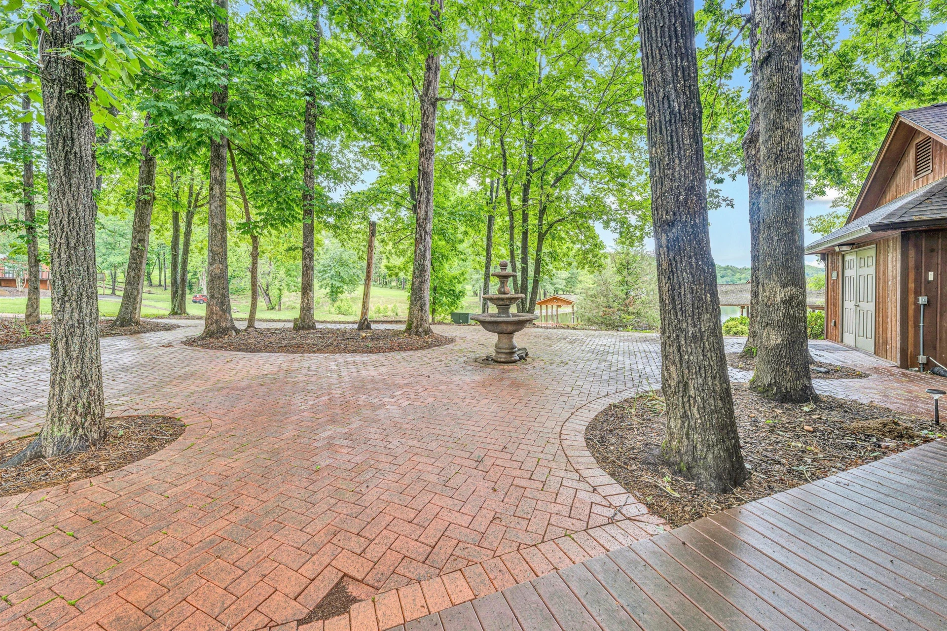 510 Crestview RD - Photo 9