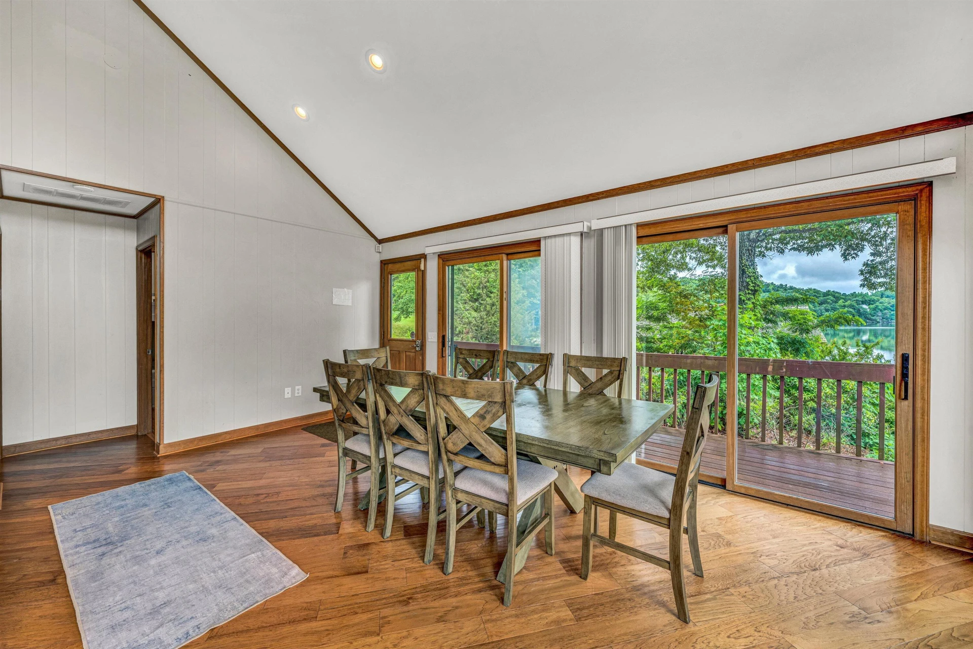 510 Crestview RD - Photo 11
