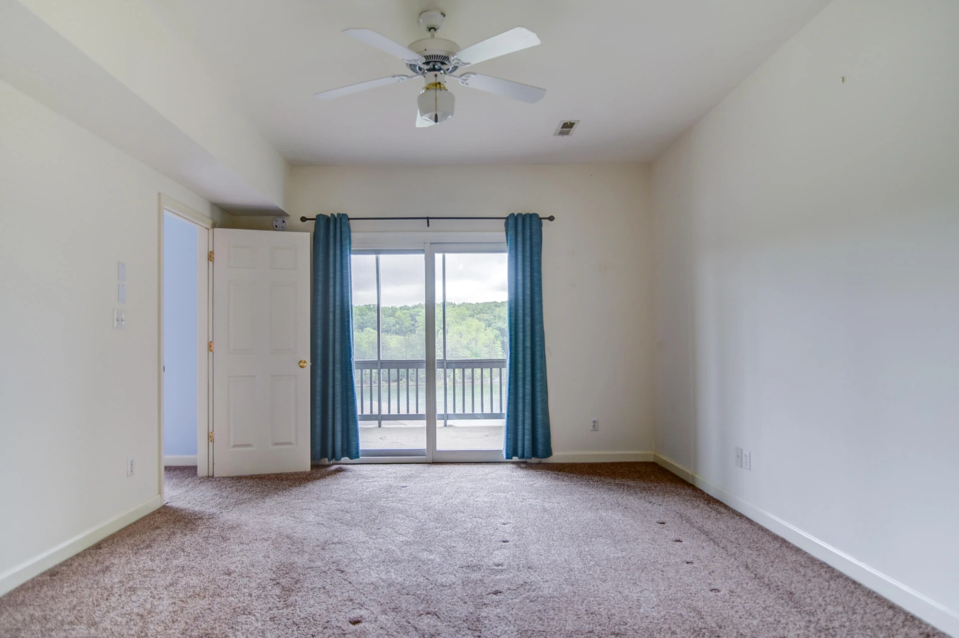 1103 Mariners WAY #5 - Photo 16