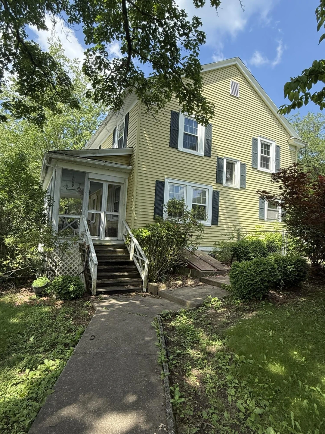 154 Lake View DR