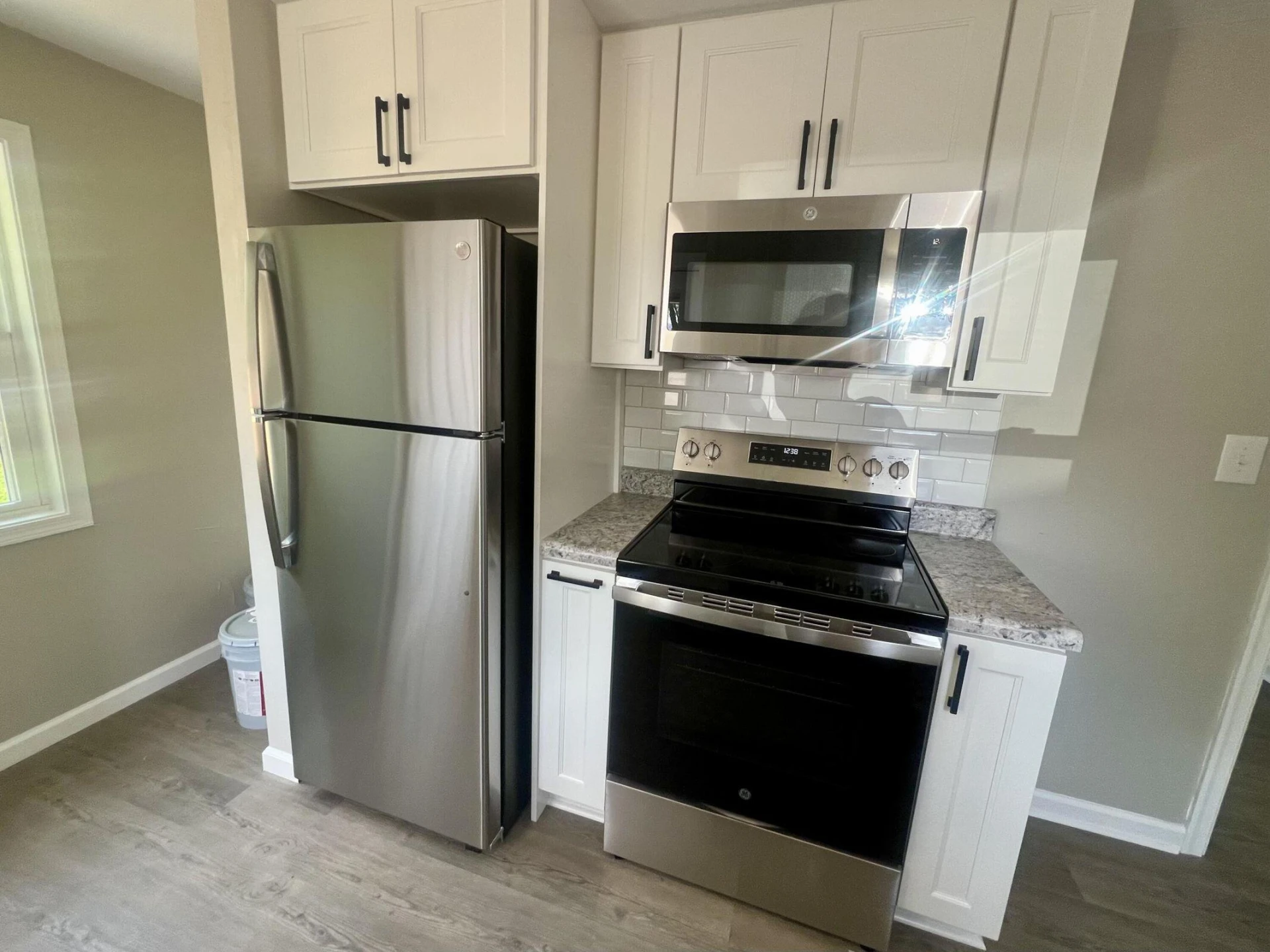 535 JEFFERSON AVE - Photo 4