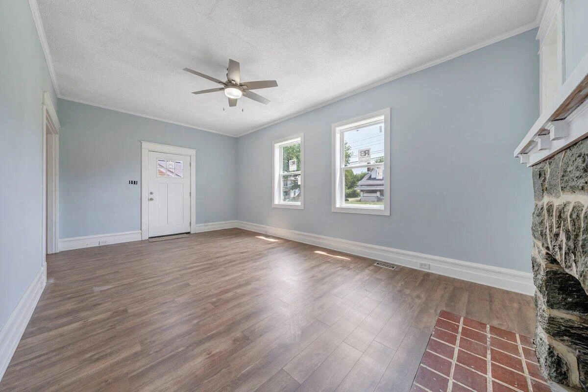 3311 Memorial AVE - Photo 11