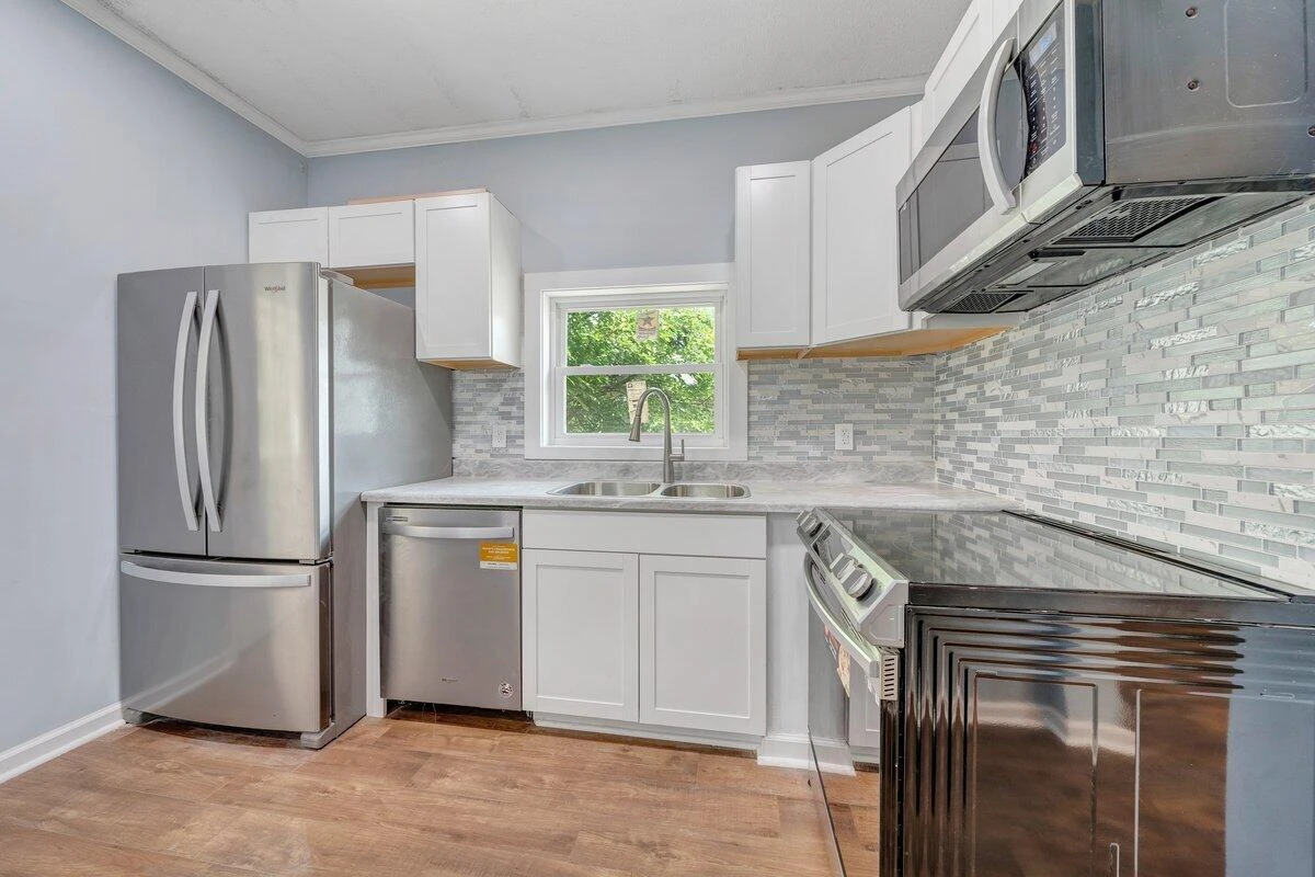 3311 Memorial AVE - Photo 19
