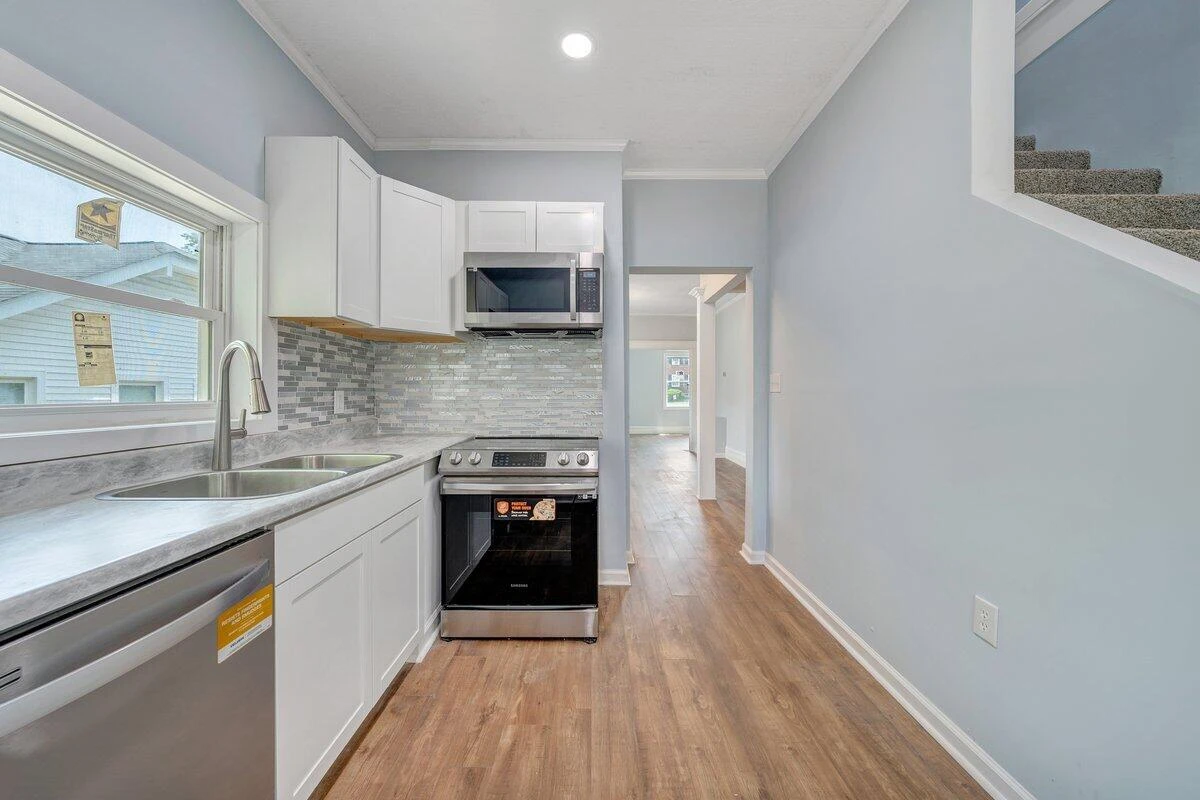 3311 Memorial AVE - Photo 21
