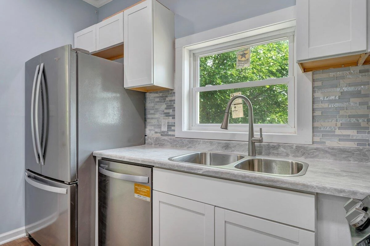 3311 Memorial AVE - Photo 23