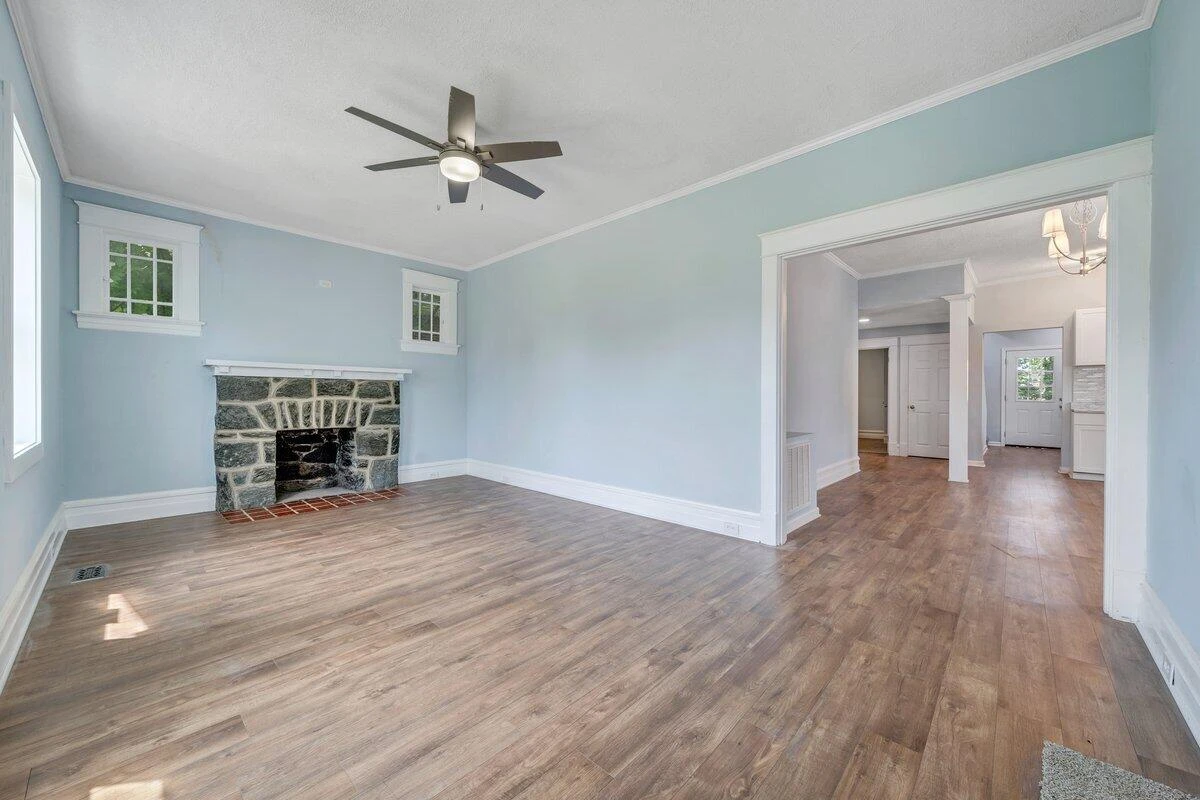 3311 Memorial AVE - Photo 7