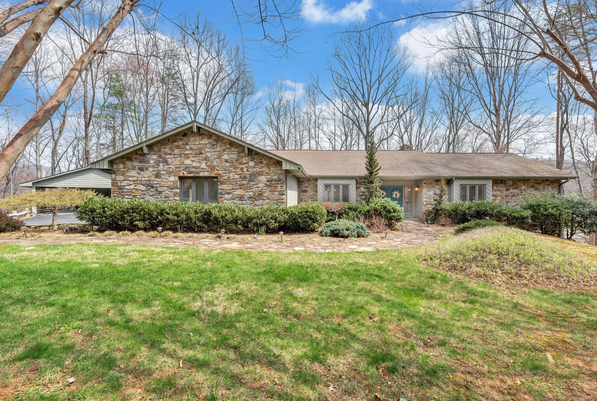 4921 Hunting Hills DR